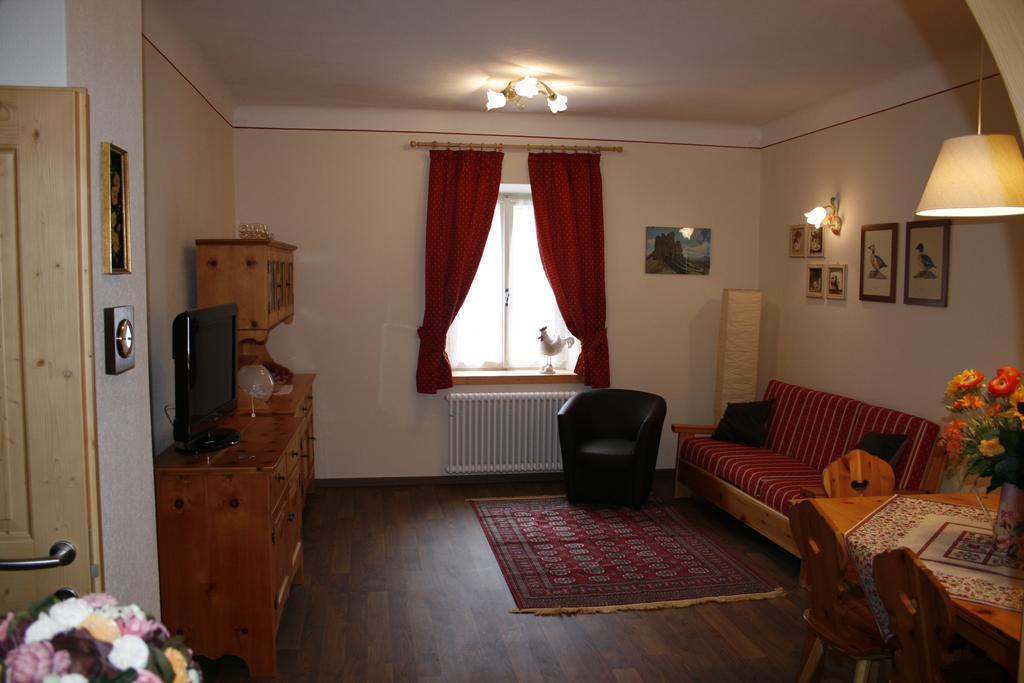 Casa Basilio Apartman Predazzo Szoba fotó