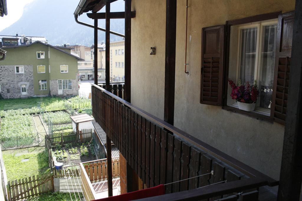Casa Basilio Apartman Predazzo Szoba fotó